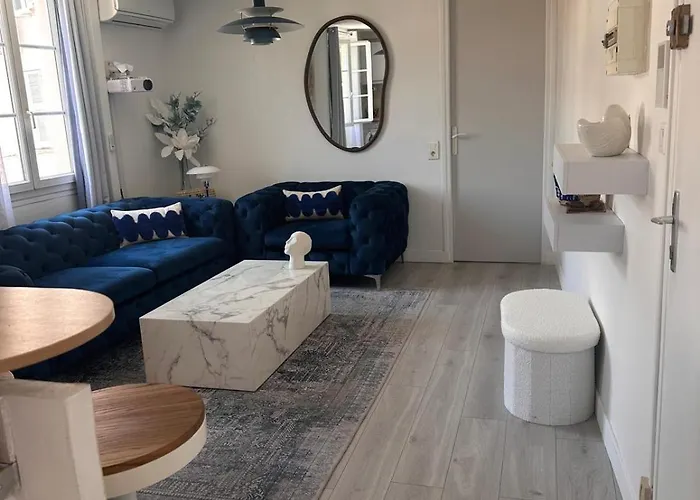 2 Pieces * Antibes
